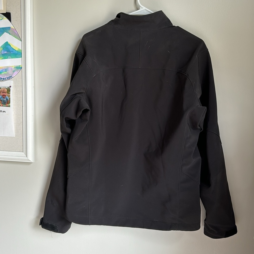 Men’s Medium Patagonia Jacket in Black - Picture 3 of 3